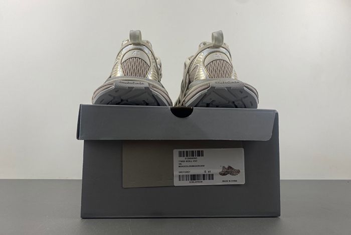 Balenciaga Phantom Sneaker  778698 W3XLL 9191