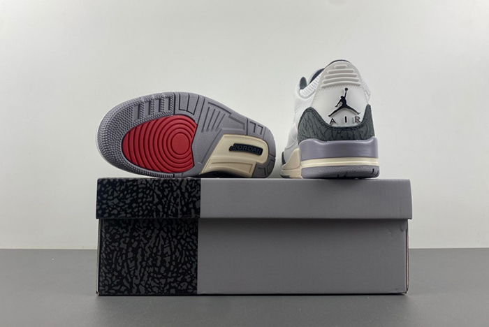 Air Jordan 3 Cement Grey CT8532-106