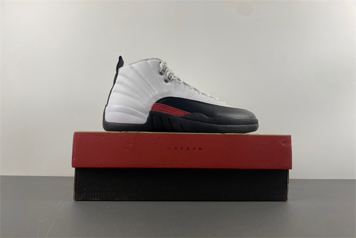 Air Jordan 12 Red Taxi CT8013-162