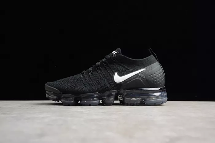 Nike Air Vapormax Flyknit 2.0 Running Sneakers Black/Grey mens 942842-001