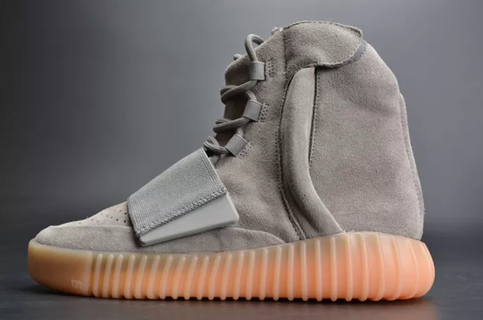 Adidas Yeezy 750 Boost Light Grey Gum Glow Dark BB1840