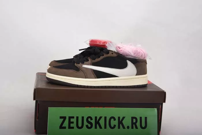 TRAVIS SCOTT AIR JORDAN 1 LOW DARK MOCHA CQ4277-001