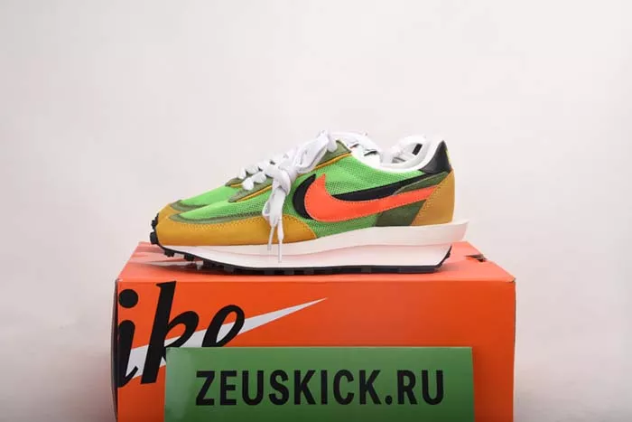 NIKE LD WAFFLE SACAI GREEN MULTI - BV0073-300