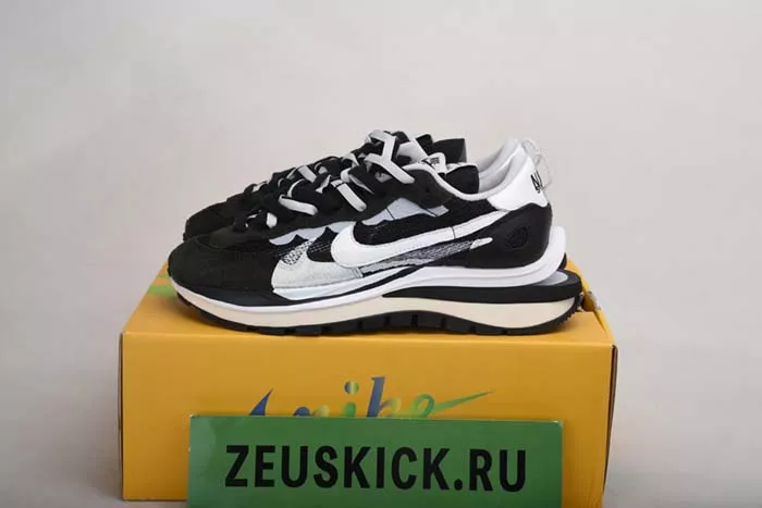 Sacai x Nike Pegasua Vaporfly Black White CI9928 001