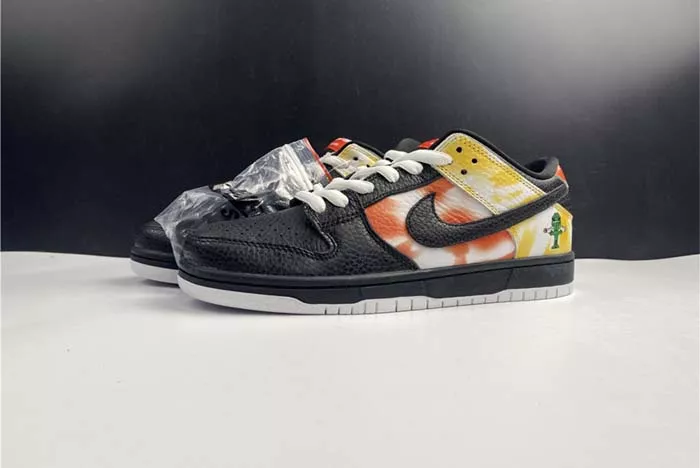 Nike SB Dunk Low“Raygun ”BQ6832-001