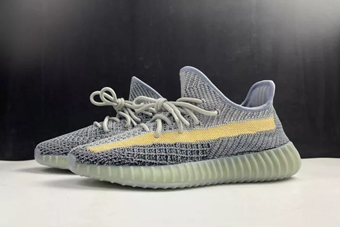 Yeezy 350 V2 GY7657