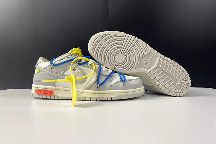 Off-White x Nike Dunk Low DM1602-112