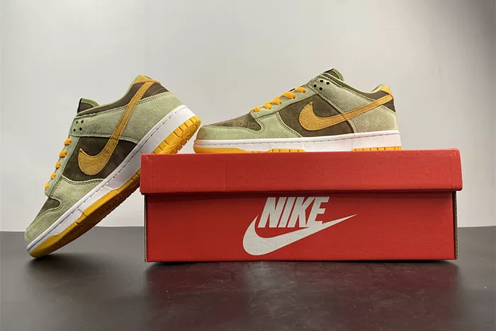 Nike Dunk Low Dusty Olive