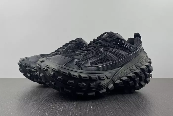 Balenciaga Defender Sneaker Black 685613W2RA61000