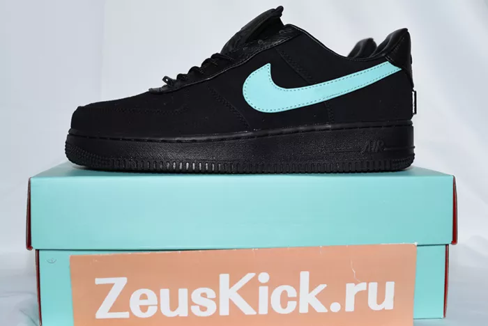 Tiffany & Co. x Nike Air Force 1 Low  DZ1382-001