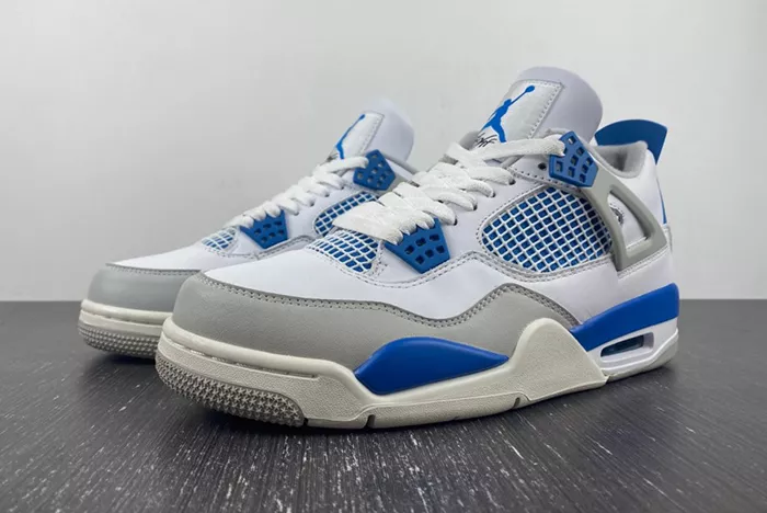 AJ4 AIR JORDAN 4 OG “MILITARY BLUE”