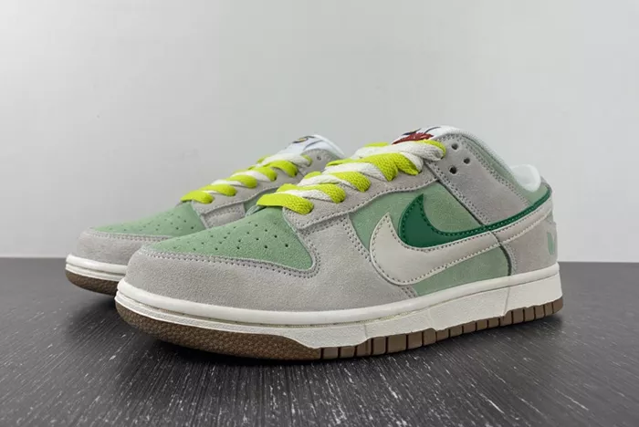 Nike Dunk Low SWOOSH  D09457-100