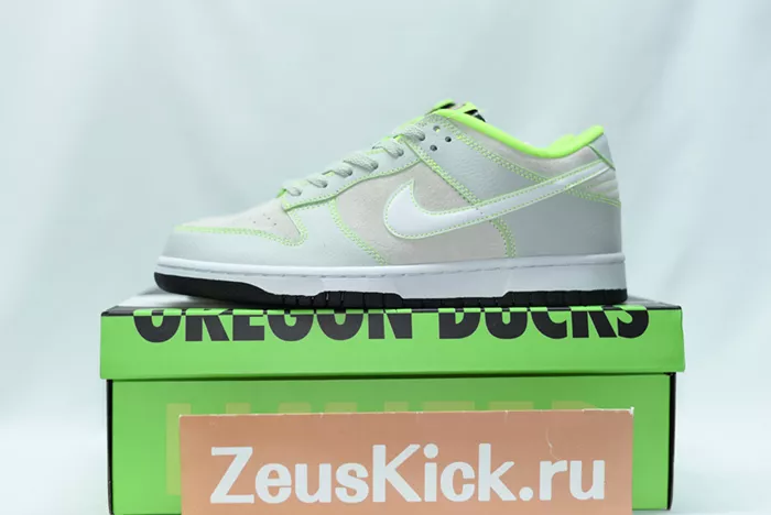 Dunk Low Oregon PE Ducks of a Feather FQ7260-001