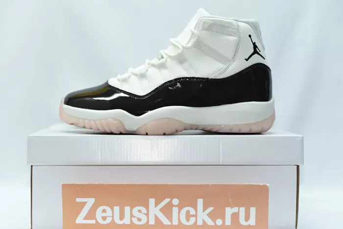 Air Jordan 11 WMNS Neapolitan AR0715-101