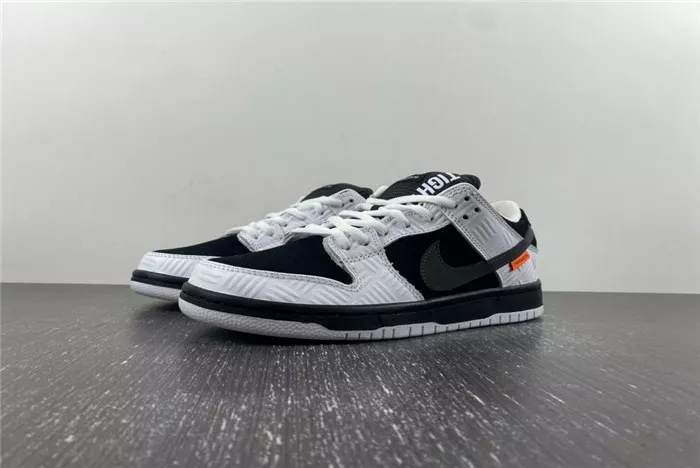 TIGHTBOOTH x Nike SB Dunk Low  FD2629-100