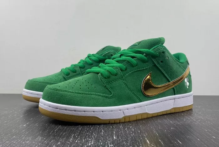 Nike SB Dunk Low St. Patrick's Day BQ6817-303