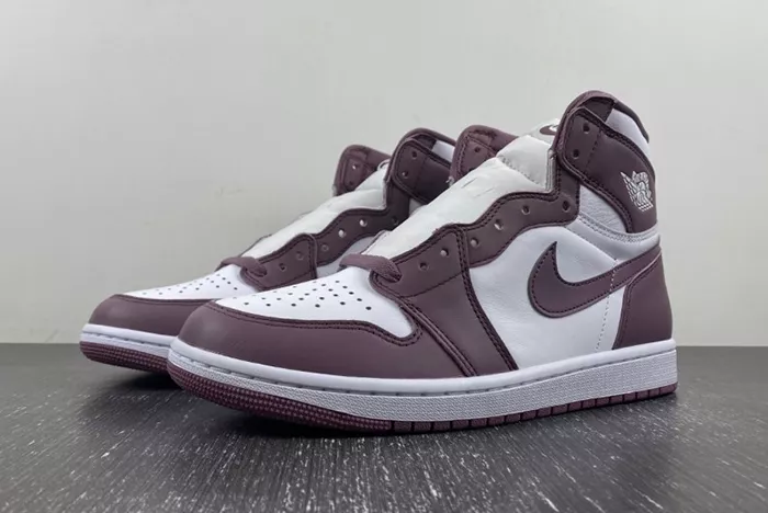 Air Jordan 1 High OG Mauve DZ5485-105