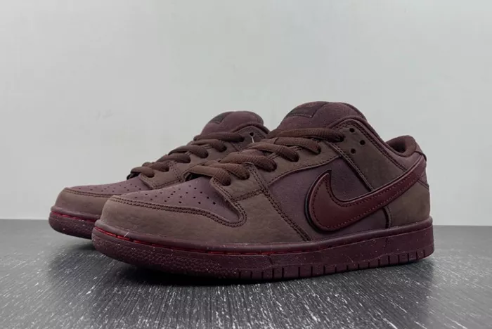 Nike Dunk Low Retro Premium Burgundy Crush FN0619-600