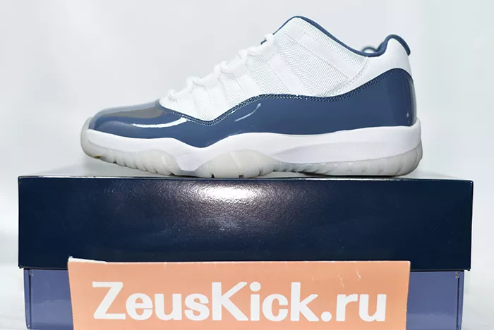 Jordan 11 Retro Low Midnight Navy (2024)